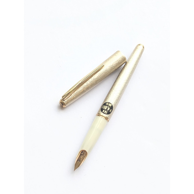 70's Platinum 18K gold Fine nib Arabesque Fountain Pen